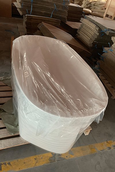 freestanding solid surface bathtub packing foam wrap1